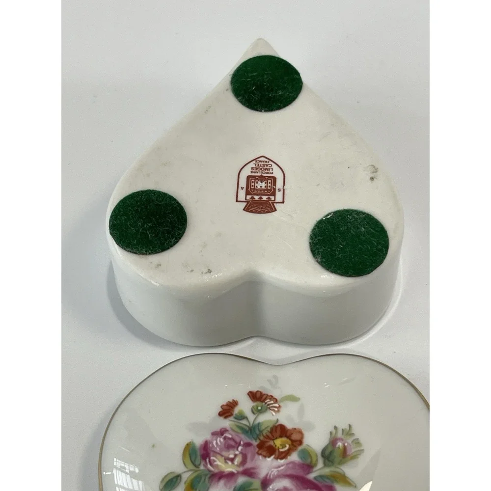 Limoges Castel France White Porcelain Floral Trinket Box Gold Trim‎ ~ Vintage~